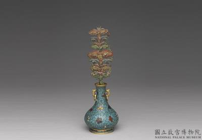 图片[2]-Vase from the set of five altar pieces with plum-blossom decoration in cloisonne enamels, Qing dynasty, Kangxi reign (1662-1722)-China Archive